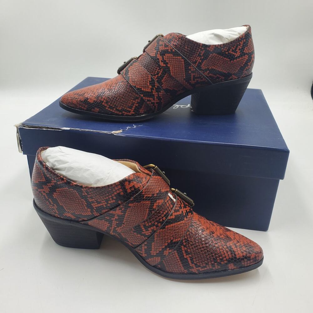 Splendid Carla Ii Buckle Bootie in Brique Size 6